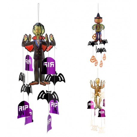 Halloween-karakter met hangende decoraties